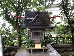 飛行機に乗るならお参りしましょう、所澤神明社の所沢航空神社