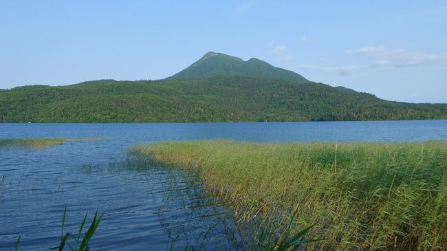 去年の旅行記頑張って書きます(^^ゞな第２弾は、以前ツアーで訪れて、その雄大さにめちゃくちゃ感動した釧路湿原(*^｡^*)<br />いつか又絶対個人旅行で来る！！と誓ってから４年後の去年、晴れて思いを果たすことができたよん(^_^)v<br />どうせなら釧路だけでなく、湖を巡りながら道東一帯を観光したいよねん♪♪と言う訳で計画したのんびり旅(^_^)<br />楽しかった思い出を掘り起こしつつ(^^ゞ、また自由に旅行できる日がきっと来ると信じて。<br />んでは…毎度ながら備忘録代わりではありますが、少しでもどなたかの参考になれば幸いです(*^｡^*)<br /><br />１日目　関西国際空港→釧路空港→和琴半島自然探勝路／宿泊　お宿欣喜湯<br />２日目　硫黄山→摩周湖（第３展望台）→小清水原生花園／宿泊　オーベルジュ北の暖暖<br />３日目　博物館網走監獄→北方民族博物館→オホーツク流氷館→能取岬／宿泊　サロマ湖鶴雅リゾート<br />４日目　ワッカ原生花園→美幌博物館→阿寒湖遊覧船／宿泊　あかん湖鶴雅ウイングス<br />５日目　オンネトー→野中温泉立ち寄り湯→ボッケ遊歩道湖の小径（阿寒湖畔エコミュージアムセンター）→摩周湖（第１展望台）／宿泊　湯宿だいいち<br />６日目　コッタロ湿原展望台→細岡展望台→釧路市湿原展望台→北斗展望台園地（サテライト展望台）→温根内ビジターセンター（木道散策）／宿泊　グリーンパークつるい<br />７日目　釧路たんちょうプラザ・つるぼーの家→釧路空港→関西国際空港<br /><br />※今回は４日目、サロマ湖鶴雅リゾートをチェックアウトしたところから(^_^)