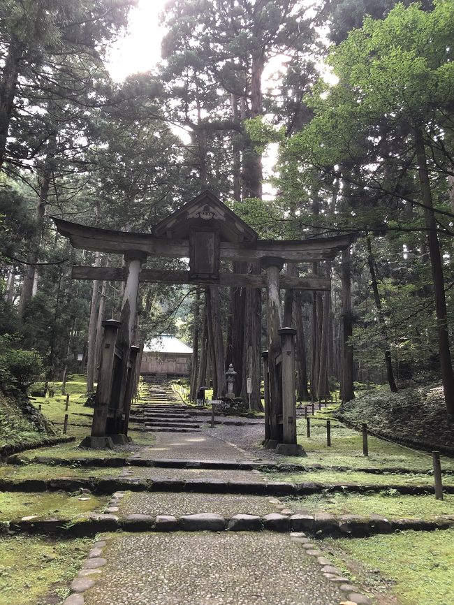 平泉白山神社は神秘的でとても美しい神社でした。<br />