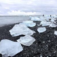 【アイスランド③】氷河湖ボートツアーと氷が煌めくダイヤモンドビーチ