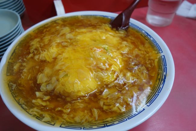 三条京阪まで、バス乗りに行きます。バスの前に、東山三条の中華屋さんで食べてる時間あるかなぁ?1時間に1本のバスなんで、時間合わせたいところやから、あかんかったらまたの機会でもえぇけど…
