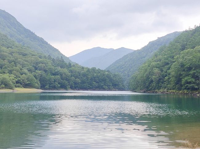 天気が不安定だった連休。天気をみながら行先を決め、結局予約のいらないキャンプ場である日光湯元キャンプ場に決定。<br />決め手は「涼しい」事。<br /><br />キャンプ場　詳しくはこちら<br />https://jalanjalanworldtraveller.blogspot.com/2020/08/blog-post.html<br />