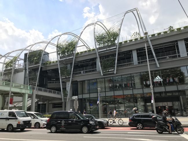 渋谷駅を中心とした周辺部が大変貌中です。コロナ過のさなかですが、宮下公園パークの開業もありにぎわっています。