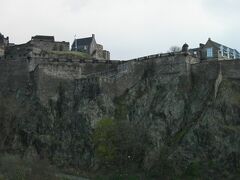 2016年 イギリス周遊 (15 days) =DAY 4= ～UK版・万里の長城と北の天使を見て、エジンバラへ～