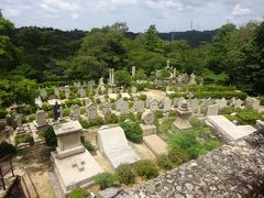 2020年8月 六甲山(再度公園内の神戸市営外国人墓地を案内して頂き 森林植物園を見学します。)