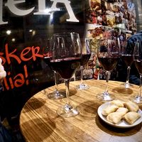 美食の街：バスク地方を巡るBARで「ほろ酔いグルメツアー」（夜のピンチョス巡りをサクッリと...／サンセバスチャン／31年ぶりのスペイン）