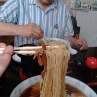 釧路　「ゲストハウスさかみち散歩」、釧路拉麺「銀水」