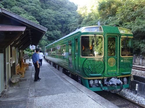 四国ぐるっと観光列車 乗り鉄たび④ 「四国まんなか千年