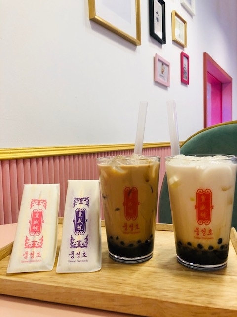 2020年元旦にJR高速船ビートルに乗って韓国釜山に娘と1泊2日で行って来ました!<br /><br /><br />☆日程<br />1/1 博多港国際ターミナル8時30分発 ⇒ 釜山港11時35分着<br /> ホテルタワーヒール泊<br /><br />1/2 釜山港13時30分発 ⇒ 博多港国際ターミナル16時35分着<br />