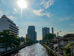 センセープ運河沿いを散歩