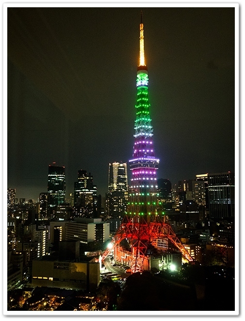 ザ・プリンスパークタワー東京へ<br />またまたお泊りに行ってきました<br />って、去年の12月の話・・・<br />まずい1年経ってしまう<br />慌ててUP<br />&毎回同じなので内容薄いです<br /><br />今年も2回予約入れていたのに<br />世の中の状況が変わり<br />泣く泣くキャンセル<br />またいつか行ける日を夢見て!<br /><br /><br />