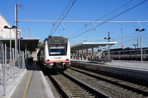 スペイン鉄道の旅 お正月のバルセロナとマヨルカ島（その６ フランサ駅
