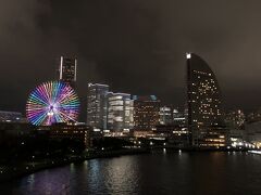 インターコンチネンタルpier８の夜　ラウンジと夜景