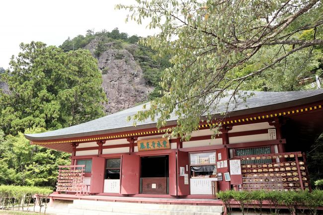 湯谷温泉に泊まったので、久しぶりに鳳来寺山に行ってきました。