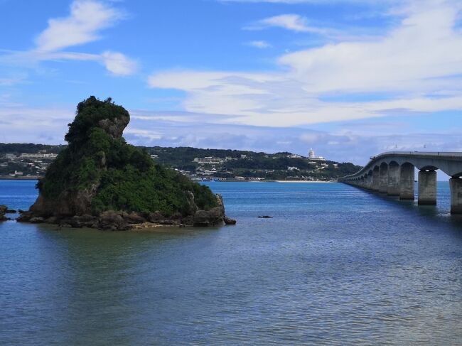 https://4travel.jp/travelogue/11647166<br />楽しい旅時間を一緒に過ごした旅の空ご夫妻が<br />チェックアウトそして帰路につきます。<br />お見送りtimeって寂しいです( ;∀;)<br />なので・・・失礼して車で海まで行ってみました。<br /><br />エメラルドビーチ付近を30分くらい散策後<br />本部マハイナウエルネスを10時前にチェックアウト<br />14時に真栄田岬「青の洞窟」でのシュノーケルまで<br />北部の景勝地をレンタカーで廻ります。<br />沖縄3日目も盛りだくさんです。<br /><br />年3回のバリ島旅行赤信号で、しょんぼりまうまうです。<br />https://4travel.jp/travelogue/11131302<br />新しい生活スタイルで気持ちを前向きに乗り切って行きたいです。<br />素敵な仲間作り4トラ(*^-^*) そして頑張ろう!全世界!