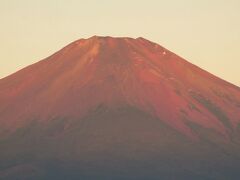 ０４．夏のエクシブ山中湖１泊　紅富士　朝の山中湖畔の散歩道　パノラマ台