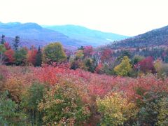 ニューハンプシャー州 カンカマガス ハイウェイ　ー　シュガーヒル展望台から見える美しい紅葉