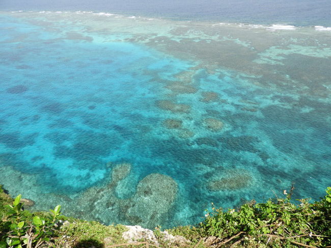 ジェットスターの帰り８円セールで決めた旅行です。<br />前週の本島、次週は八重山の３連続沖縄の真ん中です。<br />本島、宮古島と晴れ続き。<br /><br />６泊７日旅行代金合計 ３９８５４円<br /><br />交通費小計 １７４８１円<br />飛行機 成田 みやこ下地島 ５９８０円＋３８０円＋５２０円＋６２０円＝１５２８円<br />バス みやこ下地島空港 宮古空港 ６５０円<br />レンタカー７日間免責込 １０３５０円ー３０００楽天クーポン＝７３５０円<br />ガソリン代 ５７７５円<br />バス 宮古空港 みやこ下地島空港 ６５０円<br />飛行機 みやこ下地島 成田 ８円＋３８０円＋５２０円＋６２０円＝１５２８円<br /><br />宿泊費小計 １４５２２円<br />２３８８０円ー１０００ホテルクーポンー８３５８GoTo＝１４５２２円<br /><br />飲食費小計 ７８５１円