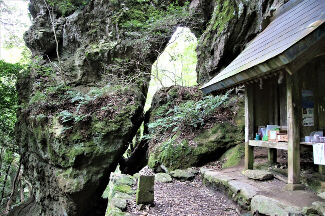 出雲名所巡り　万九千神社・立虫神社・韓竈神社・猪目洞窟・稲佐の浜・出雲阿国像・旧大社駅