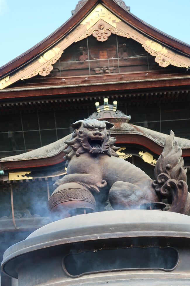 GoToトラベルつかって善光寺へ<br />親が善光寺に一度も行ったことがないそうで<br />一生に一度は行きたいと<br />それなら熊野に三度、お伊勢さんに七度では<br />結論善光寺は近い手軽楽<br />温泉場が結構あるまた何度でも行きたくなる長野なのでした<br /><br />gotoトラベル<br />楽天トラベル<br />チェックインした際に紙クーポン<br />紙クーポンのみのお店が非常に多いのでそこはいいがチェックインした際にもらうのが、もらったあとにまたそとに出るか？期限最終日のチェックアウトしてからの翌日に使うかか微妙<br /><br />一休.com<br />電子クーポン チェックイン15時からネットで取得<br />GoogleChromeだとうまく開かなくて違うので開いてとあたふた<br />