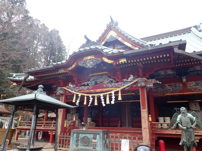 パタゴニアに行ったメンバーの有志で山登りに行こう!(^^)/という話になり、まずは手軽な高尾山で足慣らしとなりました。既に何度も登った経験豊富な方も多数いましたが、私は初めての高尾山で楽しめました。降りてきた後は、ふもとの温泉施設でビールをゴキュキュ!なぜ「ゴキュゴキュ」でなく「ゴキュキュ」かというと、高尾山の標高が599メートルだからです(^_^;)