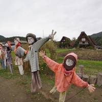 狐雨の合掌造り・加賀百万石・崖と「きときと」金沢ドライブの旅　その１