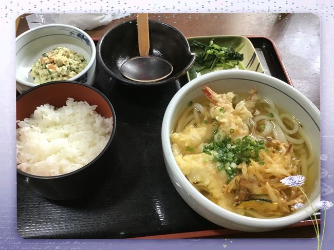 ランチを食べに近くのうどん・そばの精寿庵さんに行って見ました。お昼時間でしたがかなり空いていました。ここは旧垂水フェリー発着場跡のすぐの所にあります。今日はいつも旦那がお世話になっている方を食事に誘って見ました。新型コロナウイルスで営業時間も制限していて夜の営業も土日しか営業していない状況です。