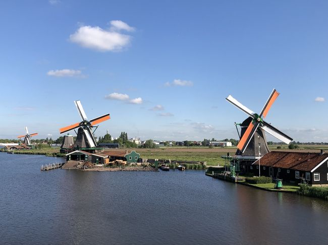オランダといえば風車。<br />その風車が残り、かつての田園生活が営まれているザーンセ・スカンスを訪れた。<br />