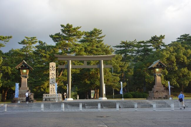日本縦断(日本海)の旅 鳥取・出雲編<br /> 10月02日利尻島<br /> 10月03日利尻島--稚内<br /> 10月04日稚内--名寄--旭川<br /> 10月05日旭川--札幌--大沼公園--函館<br /> 10月06日函館--新青森--大館--秋田<br /> 10月07日秋田--酒田--坂町--新発田--月岡<br /> 10月08日月岡--新津--上越妙高--高岡<br /> 10月09日高岡--金沢--敦賀--小浜--東舞鶴--綾部--福知山--豊岡--城崎温泉<br />○10月10日城崎温泉--鳥取--出雲市<br />○10月11日出雲市--浜田--益田--津和野<br /> 10月12日津和野--角島--元乃隅神社--仙崎--萩--湯田温泉<br /> 10月13日湯田温泉--新山口--下関--小倉--鳥栖--熊本<br /> 10月14日熊本--新八代--鹿児島中央--霧島<br /> 10月15日霧島--鹿児島中央--指宿--枕崎<br /> 10月16日鹿児島