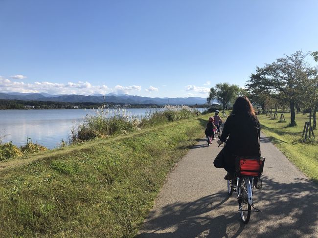 土曜日が学校の週末。ANAセールで往復1万円だったため、日曜日に日帰りで小松空港に行くことに。以前より行ってみたかった航空プラザに行くのが主な目的。たまたま金沢在住の4travel友人かなはるさんに会えることになり、車で小松周辺の観光に連れて行ってもらいました。<br /><br />かなはるさんの旅行記<br />https://4travel.jp/traveler/harutyann1021