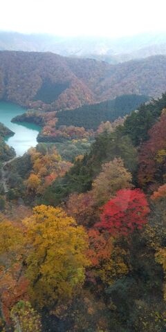 絵葉書の様な紅葉と雪山を一度に味わう越後・信州  感動の旅１、塩沢宿と三大渓谷の1つ清津峡を訪ねる。
