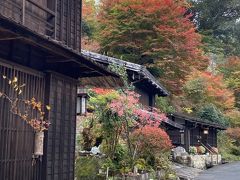 秋の紅葉真っ盛り 中山道 馬籠、妻籠、奈良井 宿場町巡り
