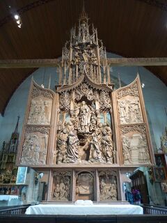 ドイツ2012年・麗しの5月：天才リーメンシュナイダーの傑作、聖母マリア昇天の祭壇を再訪した。
