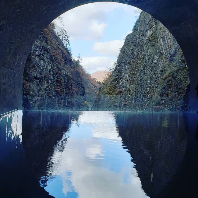 シニアトラベラー！GO TO キャンペーン清津峡溪谷トンネルと温泉満喫の旅