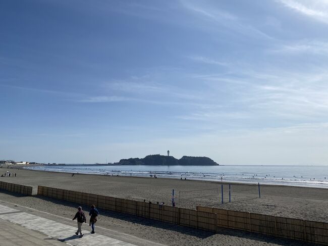 5日程前に茅ヶ崎から江の島まで歩きましたが、今日も天気がいいので、ちょっと距離を延ばして、大磯から江の島まで歩くことにしました。行程は約17kmになりそうです。大半は先日と同じ道ですが、大磯から茅ヶ崎間は初めてです。海沿いの遊歩道は、茅ヶ崎からでしょうから、大磯からは134号線を歩きます。もちろん、途中海辺に寄り道しながらです。 