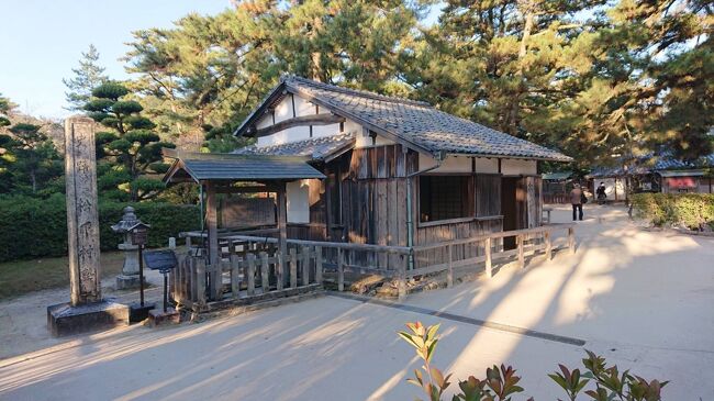 2日間で長門 萩 津和野の順にまわりました。山口県北部と島根県の津和野には行ったことがなかったので、11月の三連休を利用して今回の旅をすることになりました。<br />当旅行記は、萩市内観光をまとめたものになります。<br />萩にある明治日本の産業革命遺産を全て巡りました！