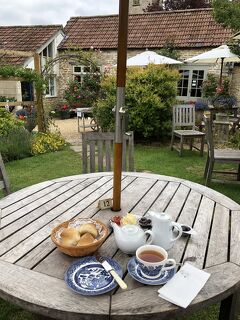 イギリス10泊12日の旅 ⑦ 7日目 パワースポット&コッツウォルズ巡りツアー