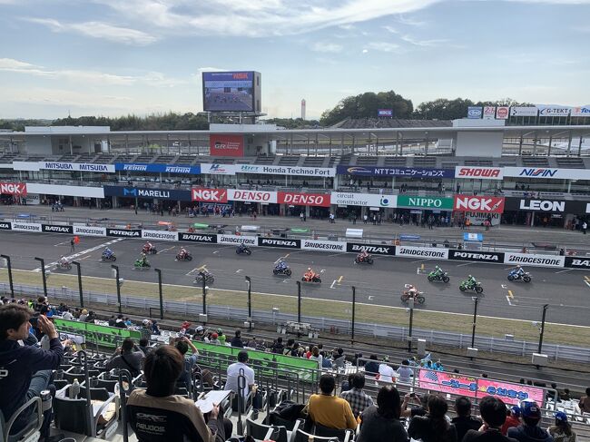 今年はレースも中止ばかりで、見れないかと思いましたがMFJグランプリは開催になり久しぶりのモータースポーツ感染が出来ました。<br />帰りは以前から気になっていたまぐろレストランへ突入してみました。