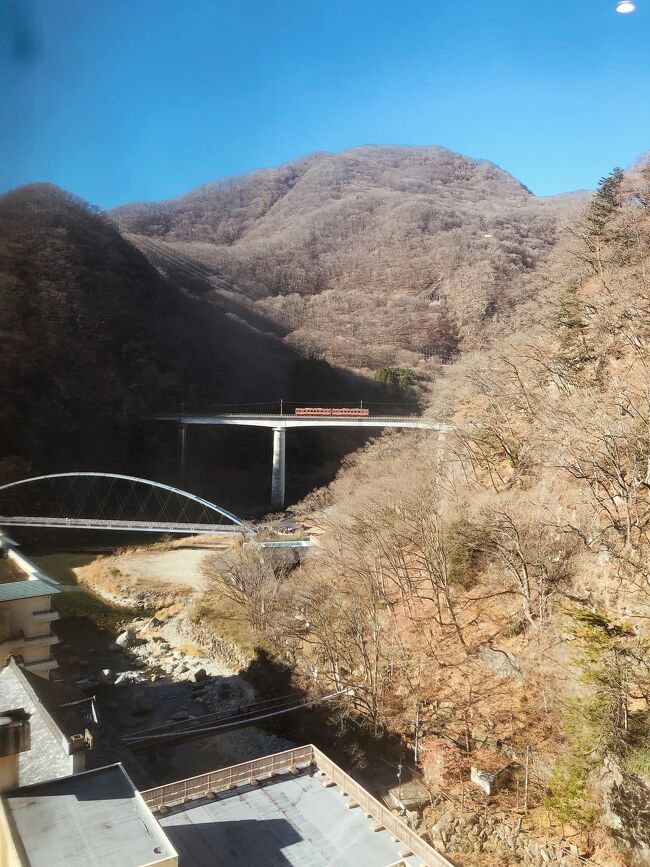 ふらっと師走 東武株主優待券で行く 川治温泉一泊二日の旅【2日目】<br /><br />今年はコロナで一年が終わりそうですが、11月で資格試験が終わったことと、珍しく伊藤園ホテルズの鬼怒川川治温泉方面で土曜宿泊の一人用が解放されたので、前日に思い立って出かけることにしました。<br /><br />多分とんぼ返りになりそうな旅の予感。<br /><br />今回の旅もどうなることやら。