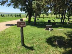 サウスダコタ州 デスメット　ー　「大草原の小さな家」のローラの両親と姉妹のお墓があるデスメット墓地