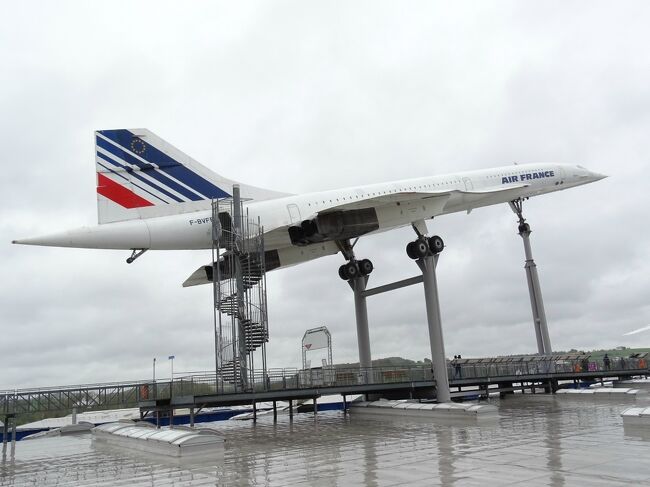 ・4月20日:名古屋 ⇒ 香港<br />・4月21日:香港 ⇒ フランクフルト ⇒ ミュンヘン<br />・4月21日~25日:ミュンヘン<br /> *******小旅行*******<br /> ・4月23日:ヘレンキームゼー城 & ザルツブルク<br /><br />・4月25日:ミュンヘン ⇒ フュッセン<br />・4月26日:フュッセン ⇒ ミュンヘン<br />・4月27日:ミュンヘン ⇒ アウクスブルク ⇒ ネルトリンゲン ⇒ ローテンブルク<br />・4月28日:ローテンブルク ⇒ ヴュルツブルク<br />・4月29日:ヴュルツブルク ⇒ シュトゥットガルト<br />・4月30日:シュトゥットガルト ⇒ ホーエンツォレルン城 ⇒ ハイデルベルク<br />・5月1日:ハイデルベルク ⇒ ジンスハイム ⇒ マンハイム ⇒ アーヘン ⇒ ケルン<br />・5月1日~3日:ケルン<br /> *******小旅行*******<br /> ・5月2日:エッセン & ドルトムント<br /><br />・5月3日:ケルン ⇒ カッセル ⇒ ハンブルク<br />・5月3日~5日:ハンブルク<br /> *******小旅行*******<br /> ・5月4日:シュヴェリーン & リューベック<br /><br />・5月5日:ハンブルク ⇒ ブレーメン ⇒ フランクフルト<br />・5月5日~7日:フランクフルト<br /> *******小旅行*******<br /> ・5月6日:リューデスハイム & ザンクト・ゴアルスハウゼン & ヴィースバーデン<br /><br />・5月7日~8日:フランクフルト ⇒ 香港 ⇒ 名古屋