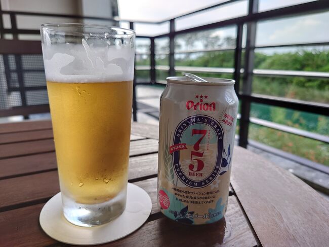 JALでいく気ままな一人旅<br />Part② 12/1~です。<br />ホテルは 「Birth the suite」と<br />「リッツカールトン沖縄」です。<br /><br />飛行が好き・宮古ブルーが好き・ホテルと飲み食いが好き・スパも好き! 最近の沖縄では観光もほとんどしないと偏った主観的旅行記(備忘録)です。ほぼホテル滞在記になってます。<br /><br />満足な一人旅となり沖縄ロスから抜け出せていません。<br />今回、初めての本島2連続となりました。<br />次は宮古島、復活予定です。<br /><br />表紙の写真はオリオンの新作らしき、現地のセブンで見つけた75ビール(ヴァイツェン)です。<br /><br />日程<br />11月29日(日)<br />JAL925 普通席<br />東京(羽田)19:55発 → 沖縄(那覇)22:40着<br />レンタカーでホテルへ移動<br />■ホテルJALシティ那覇 泊<br /><br />11月30日(月)<br />ホテル→山原の又吉コーヒー農園→ホテル<br />■星のや沖縄 泊 <br /><br />12月01日(火)<br />チェックアウト後 ホテル間移動<br />■備瀬 Birth the suite 泊<br /><br />12月02日(水)<br />チェックアウト後 ホテル間移動<br />(途中小雨混じりのウッパマビーチ立寄)<br />■リッツカールトン沖縄 泊<br /><br /><br />12月03日(木)<br />JAL901 A350 ファーストクラス<br />沖縄(那覇)14:15発 → 東京(羽田)16:40着