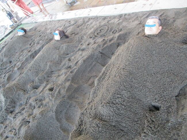 20日曜午後別府海浜砂場で砂風呂体験