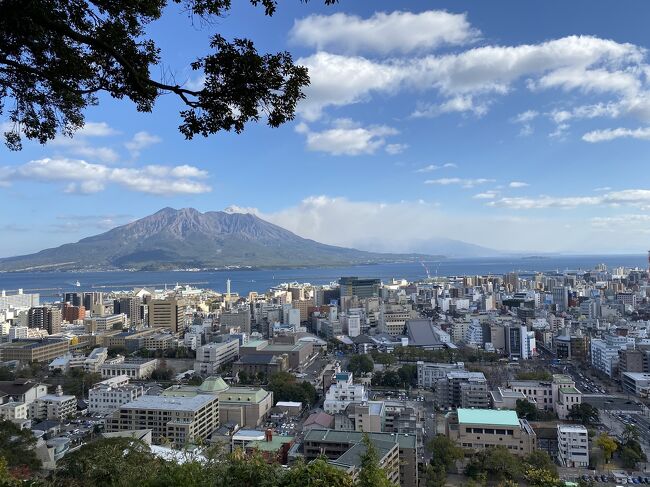 初めての鹿児島へ行ってきました。鹿児島市内の定番スポットを中心に宮崎市、知覧も巡っています。温暖な気候においしい食べ物。とても楽しい遠征でした。しかし最後まで鹿児島の言葉はよく分からなかった・・。