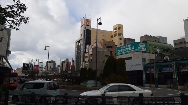ご覧戴きましてありがとうございます。<br /> 2020年12月29日から2020年12月31日までの3日間、「バースデイきっぷ」を利用して愛媛県・高知県の両県を中心に四国を旅してきました。<br /> 6部構成での公開を予定しており、そのうちパート1からパート5まではそれぞれ以下の通り紹介しました。<br /><br />◎パート1→1日目の行程の全て、具体的には①岡山から高知まで2000系で運転される特急南風で移動した時の様子、②高知市内にある明神丸でランチを頂いた時の様子、③土佐くろしお鉄道のごめん・なはり線を利用して下山海岸等を散策した時の様子等<br />◎パート2→2日目の行程のうち①高知から土佐上川口まで2700系という特急用ディーゼルカーで移動した時の様子、②上川口港鯨公園ならびに王無の浜を散策した時の様子等<br />◎パート3→2日目の行程のうち残りの全て、具体的には①高知市内でランチを頂いた時の様子、②高知から松山までアンパンマン列車を乗り継いで移動した時の様子等<br />◎パート4→最終日となる3日目の行程のうち①松山から伊予市までアンパンマン列車仕様の特急宇和海で移動した時の様子、②五色浜ならびに五色浜海浜公園で海の景色を眺めた時の様子等<br />◎パート5→最終日となる3日目の行程のうち①うちぬき広場・西条藩陣屋跡等を散策した時の様子、②松山駅付近にあるレストラン北斗でランチを頂いた時の様子等<br /><br /> 最終回となる今回のパート6については3日目の行程のうち残りの全て、基本的には大街道・松山銀天街等松山市内中心部を散策した時の様子を中心にご覧戴きます。