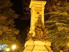 セスベデス広場
