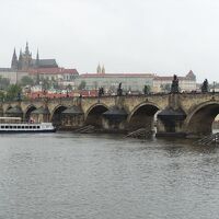 チェコ１０日間の旅（８）プラハ(プラハ城、カレル橋、スメタナ博物館)