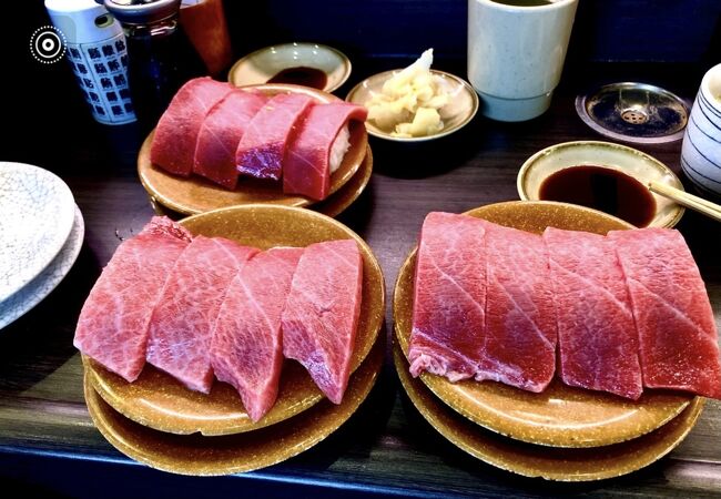 前回亀正寿司に行ったらなんと<br />連休で仕方なく神戸迄足を伸ばしたので<br />今回はリベンジ