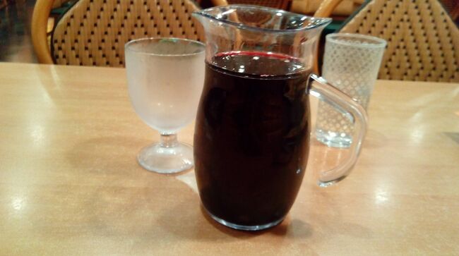年に600件以上の飲食店を訪れています。飲み歩きが好きなのですけど、最近はサイゼリヤで飲むことが多くなっています。昼飲みも出来ますし、ゆったりとした空間で飲むことが出来るのがいいですね。11月に集中して行きましたので、料理などをアップしました。