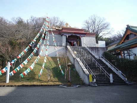 名古屋市守山区にあるチベット仏教寺院の強巴林（チャンバリン）に行きました。